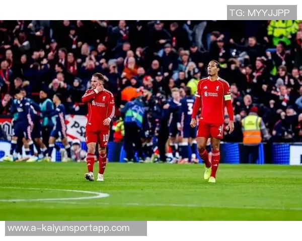 早报：斯洛特获利物浦全力支持多特小胜奥格斯堡继续争冠