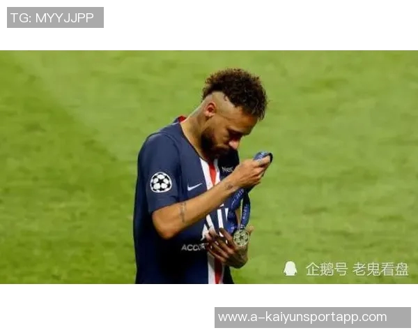 内马尔圣诞生活揭秘：从足球场到病床赌场再到家庭育儿的多重角色