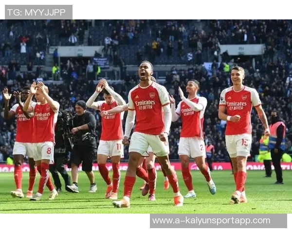 卡拉格展望2026年阿森纳夺英超冠军拜仁问鼎欧冠荣耀