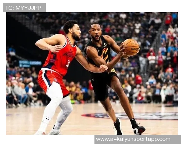 效率一般！莱昂纳德半场11投得到11分另有2板1助1断