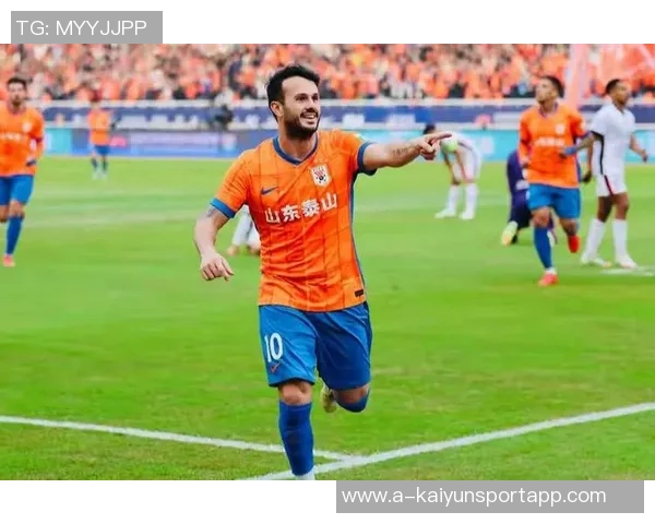 恭贺瓦科荣获中超联赛年度最佳球员称号展现卓越实力与风采